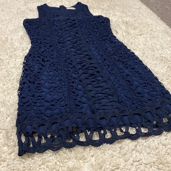 Greylin Stretch Halter Dress (navy) NWOT - Picture 3 of 5